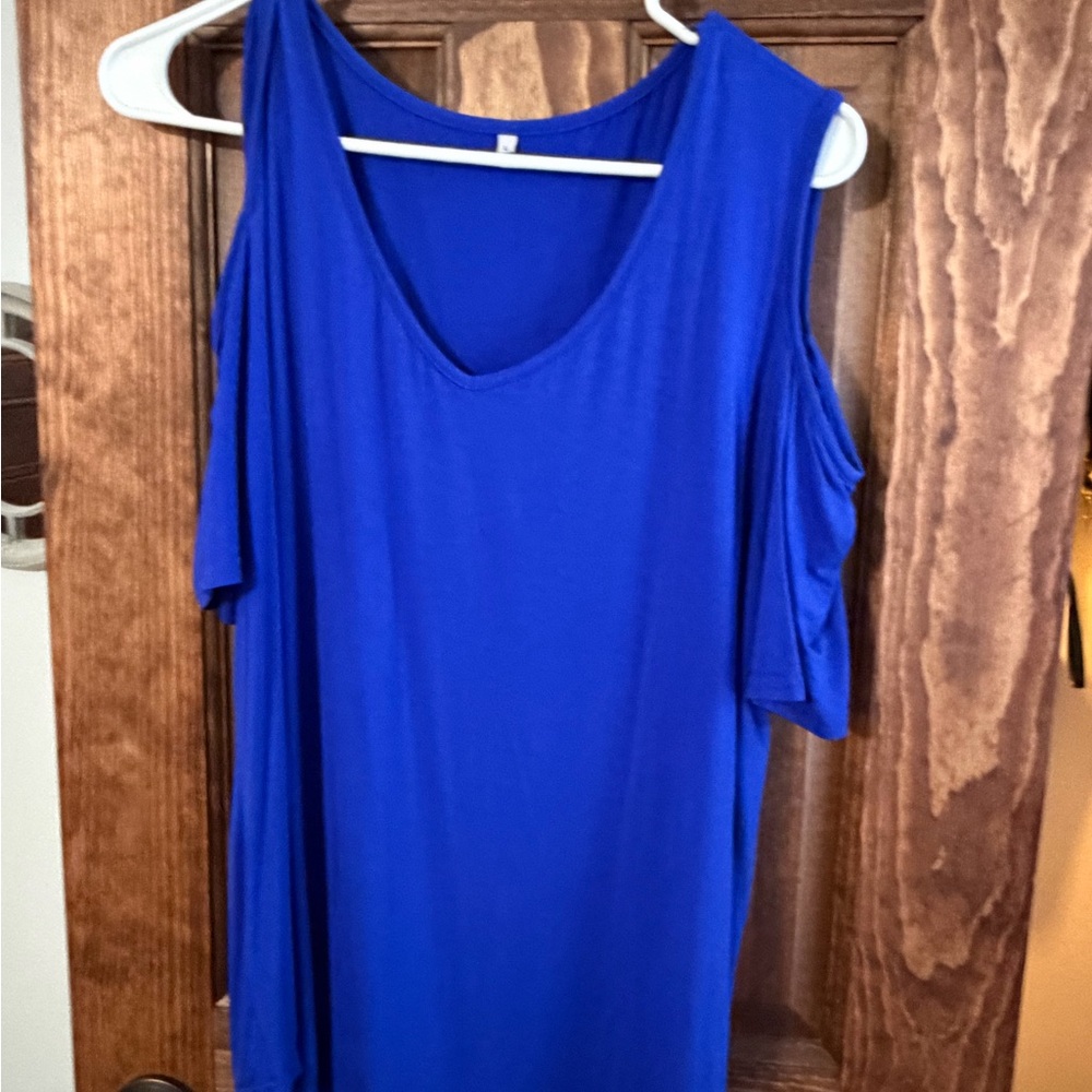 Women's Blue Short Sleeve Top